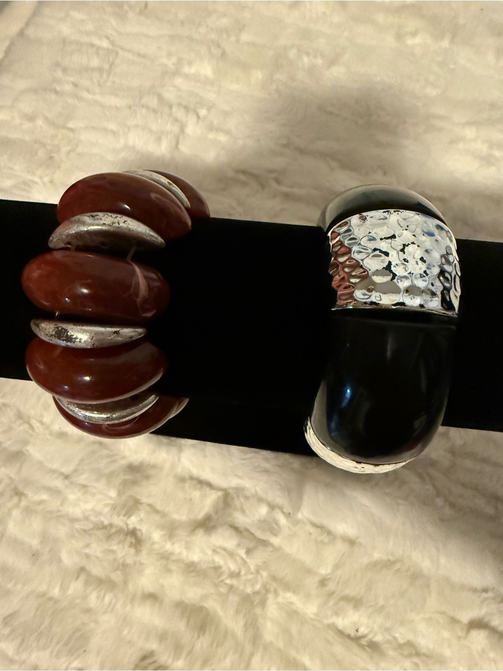Set of 2 Chunky Statement Bracelets Brown Black Silver Tone
